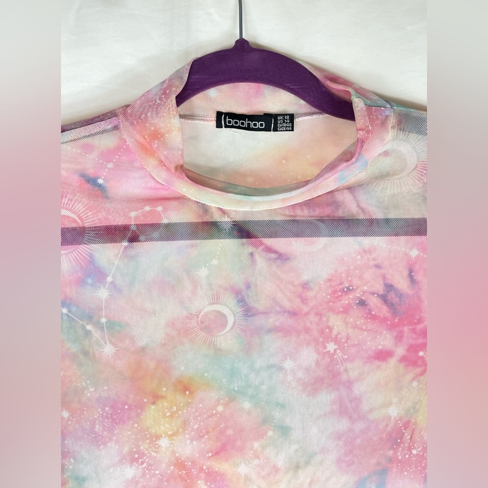 BooHoo Cosmic Tie Dye Mesh Top - Size 14 - Picture 9 of 9